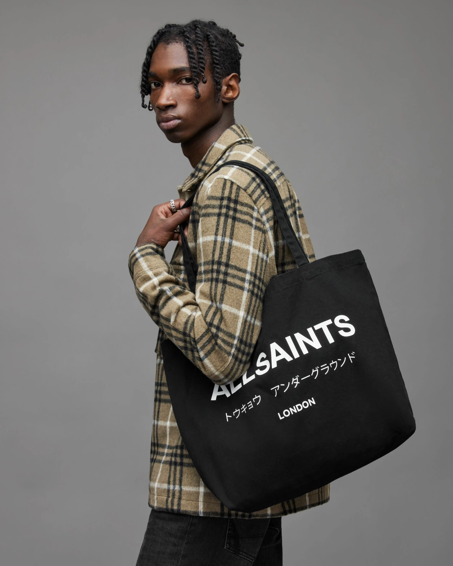 Deals ✨ Underground Shopper Tote Bag Black/Chalk 👏 4 Deals ✨ Underground Shopper Tote Bag Black/Chalk 👏 - Image 2