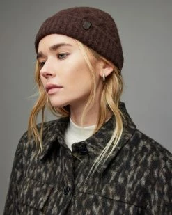 Brand new 🌟 Jody Cable Knit Beanie DEEP CHESTNUT ⌛